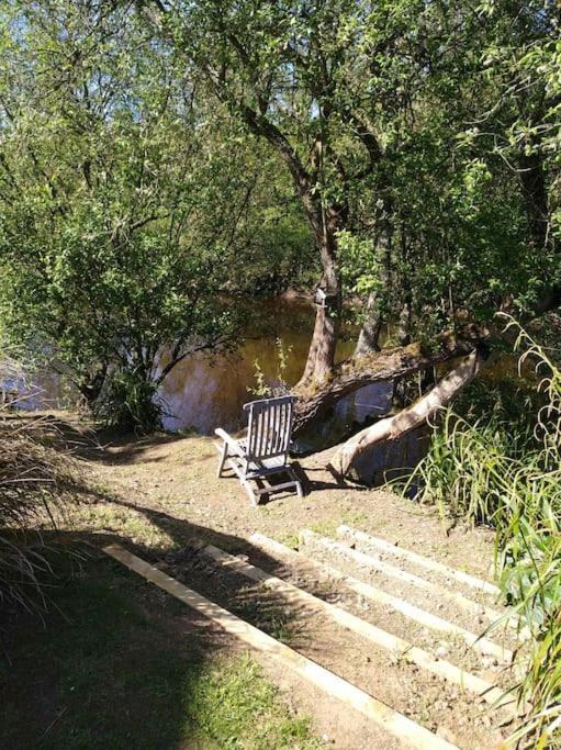 Lodge Avec Vue Sur La Riviere Ланніон Екстер'єр фото